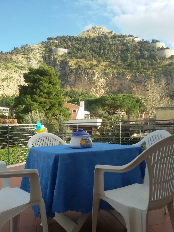 Principessa Jolanda Villa Mondello Eksteriør billede