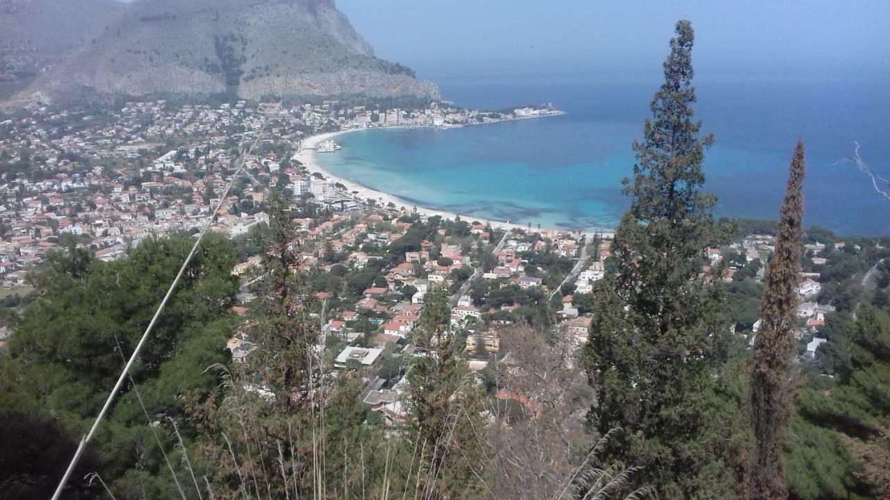 Principessa Jolanda Villa Mondello Eksteriør billede